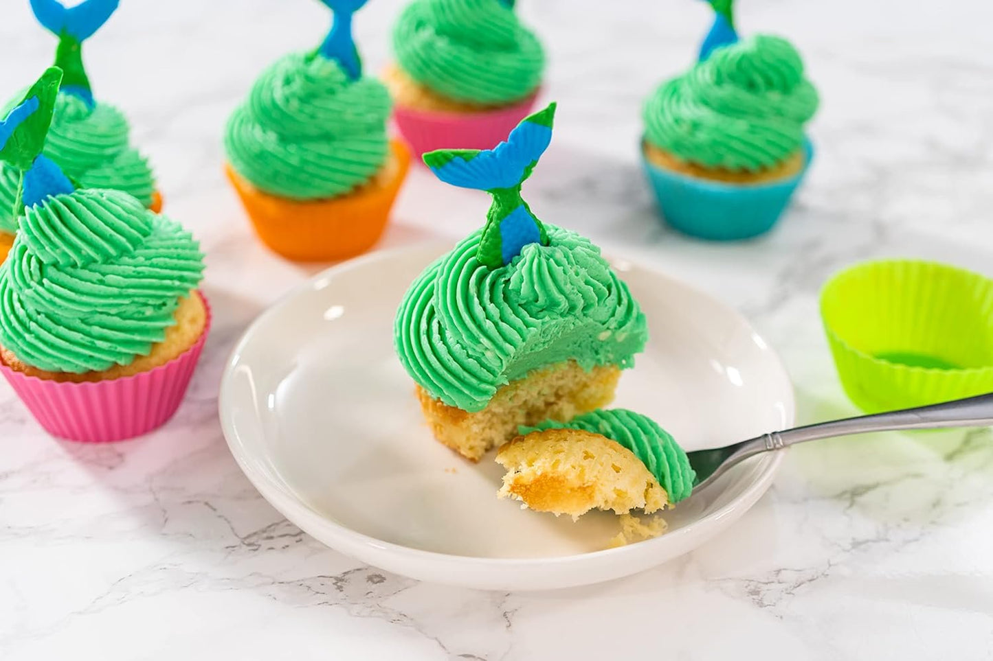 Bakerpan Silicone Cupcake Liners for Baking, Reusable Cupcake Molds, Baking Cups